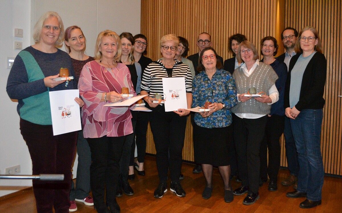 Langjährige Freiwillige des Projektes. ⇒Caritas
