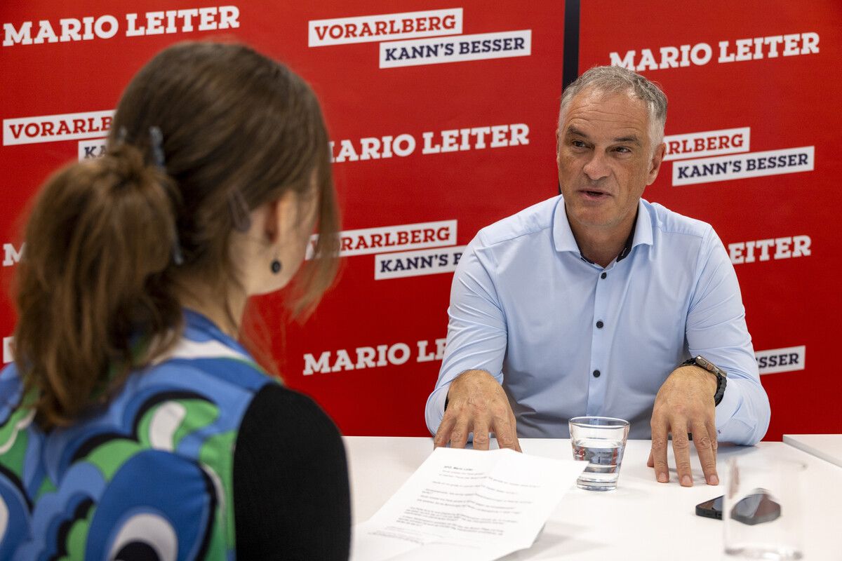 Mario Leiter im Gespräch mit Amanda Raimund. ⇒VN/Paulitsch