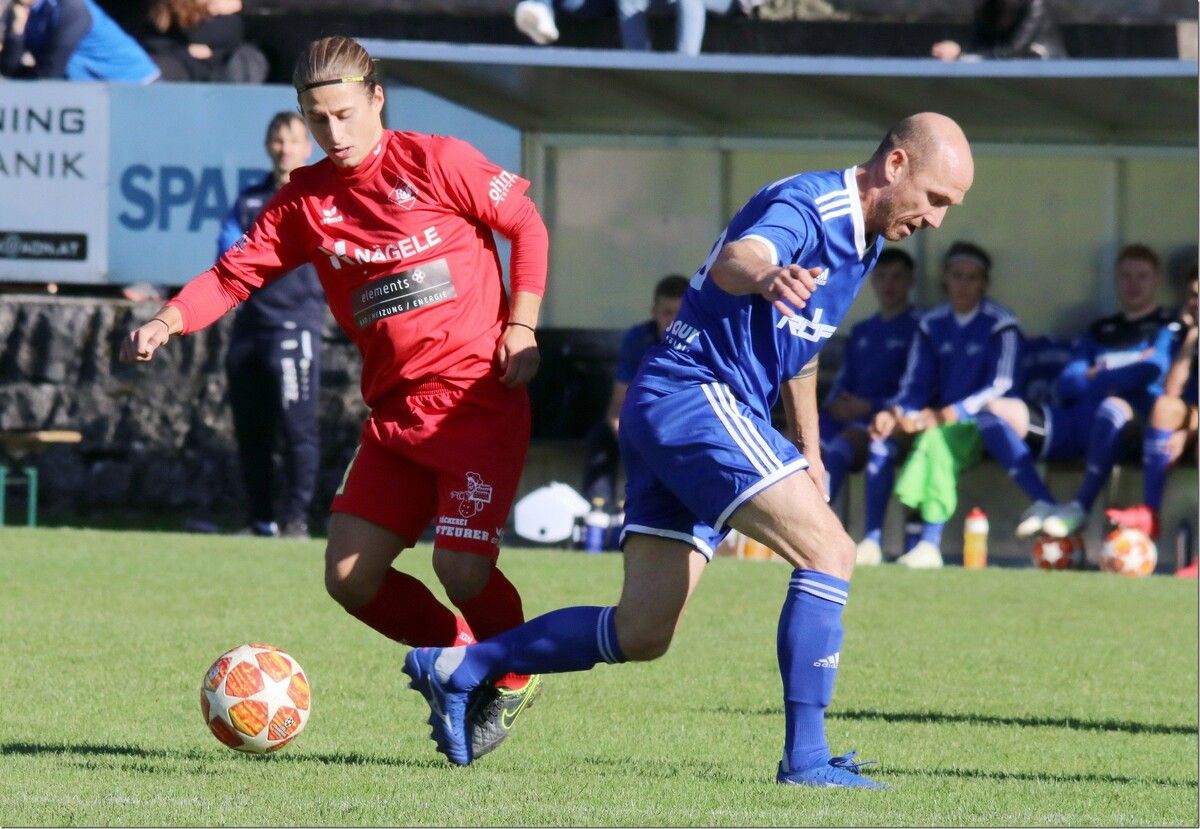 Mathias Bechter (l.) muss seine aktive Laufbahn beenden. ⇒vn/Tk