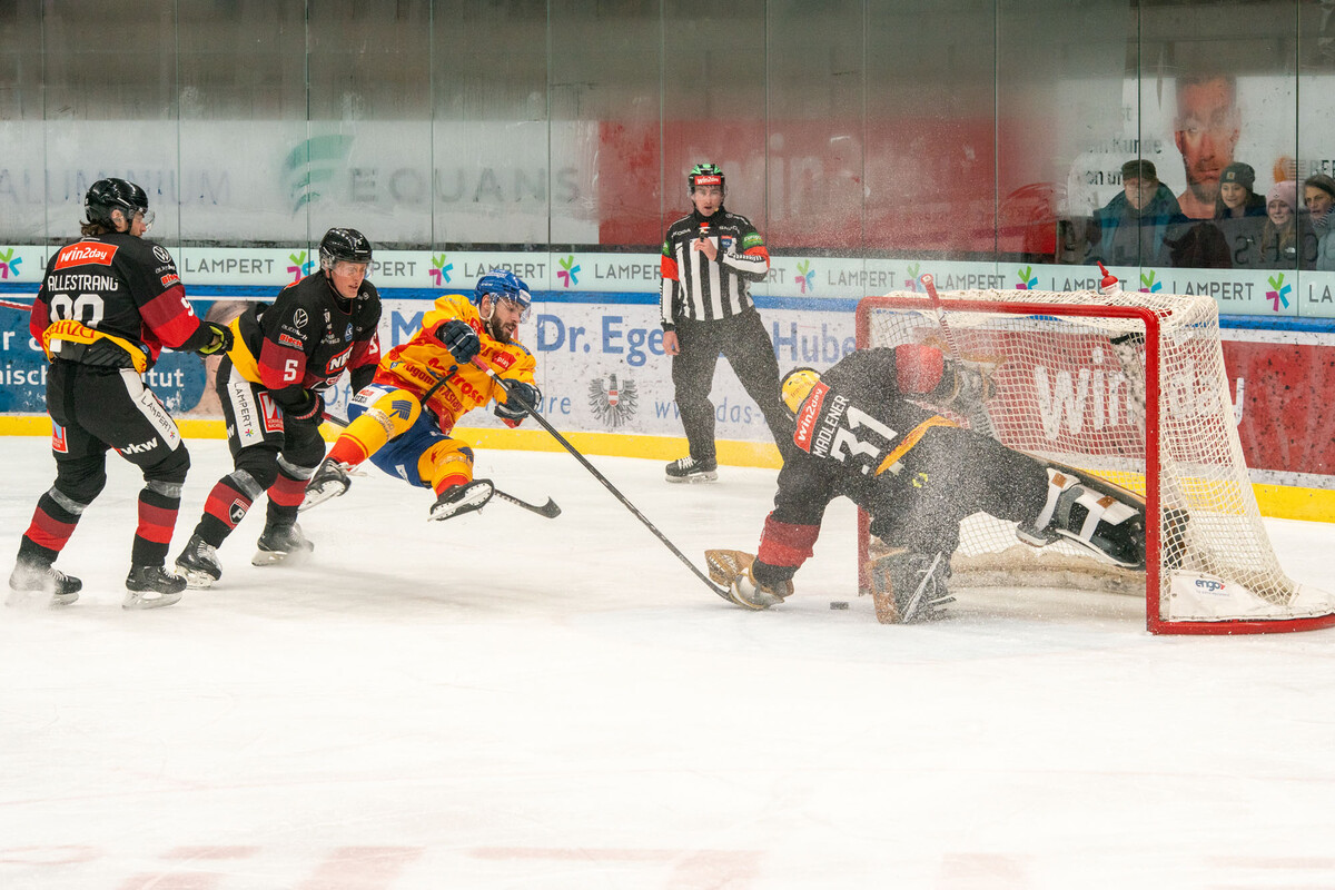 Pioneers-Torhüter David Madlener hatte gegen Asiago alles im Griff und sicherte den Feldkirchern wichtige Punkte im Rennen um den Startplatz in der Pre-Play-off-Runde.⇒Verein