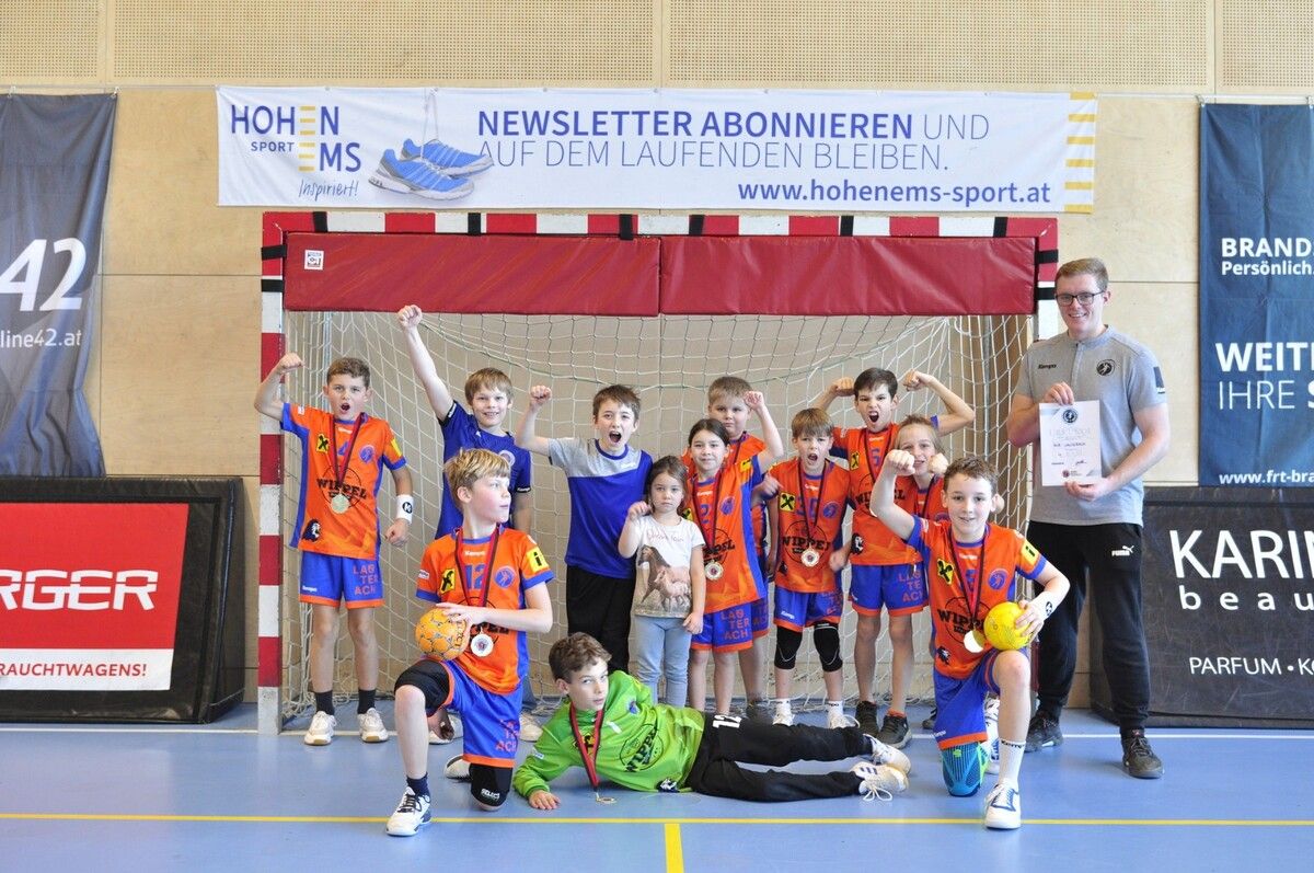 Starker Auftritt der Handball-U10 des HCB Lauterach: Zwei Siege und ein Unentschieden krönen einen erfolgreichen Spieltag in Hohenems. ⇒HC B Lauterach