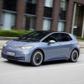 Umfrage unter E-Auto-Fahrern: Nur ein Prozent will wieder Verbrenner