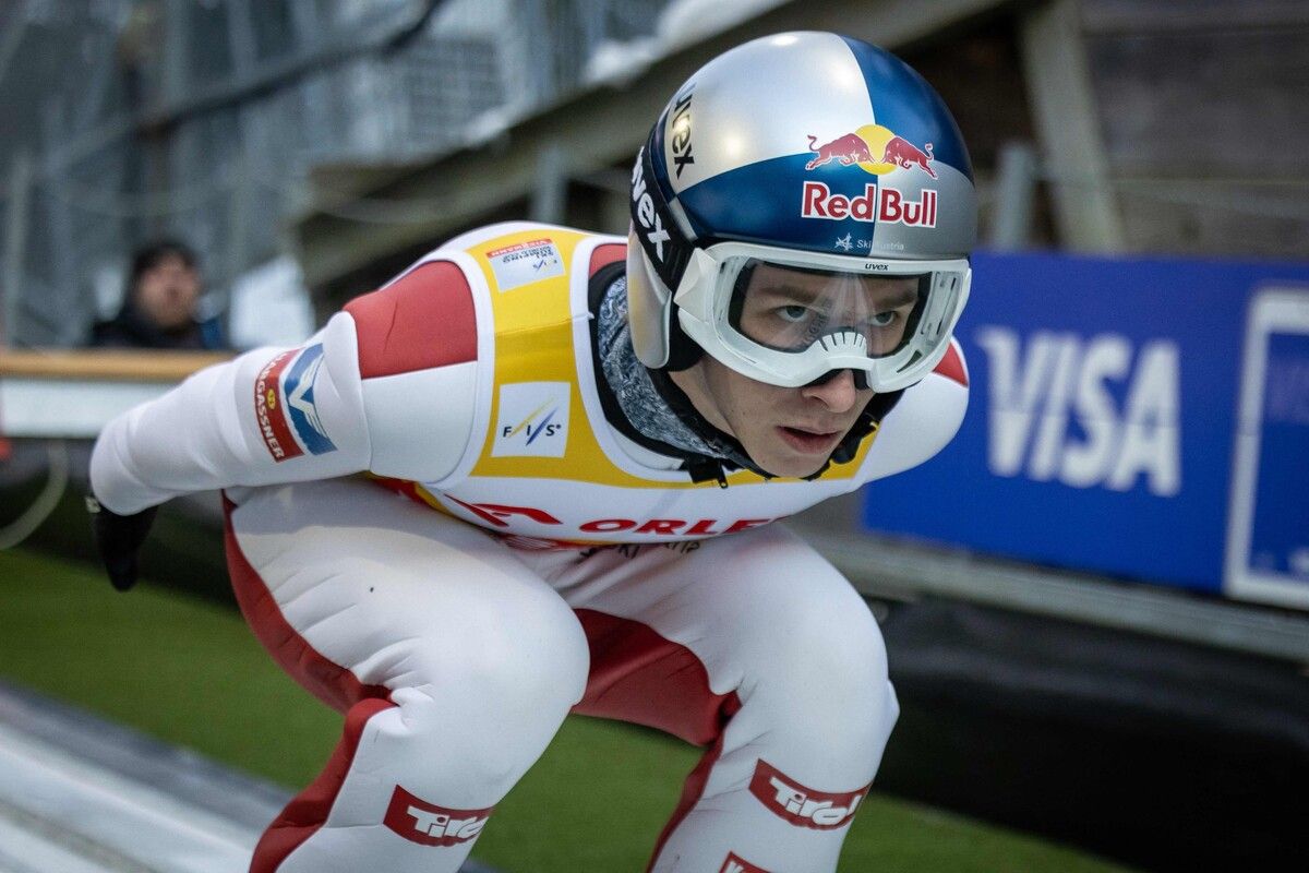 Volle Konzentration in Richtung Absprung: Daniel Tschofenig feierte in Zakopane den fünften Saisonsieg.⇒ap