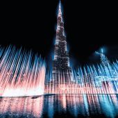 Wasserspiele am Fuß des Burj Khalifa