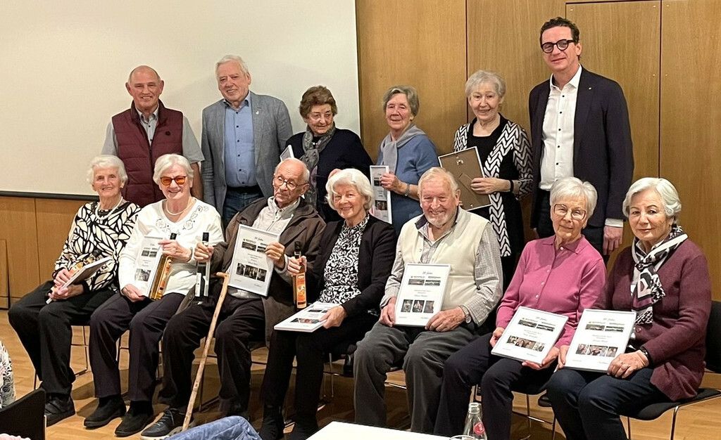 30 Jahre Altach50plus: Ein Abend voller Dankbarkeit, Gemeinschaft und Ausblick auf ein neues, ereignisreiches Vereinsjahr.⇒Verein