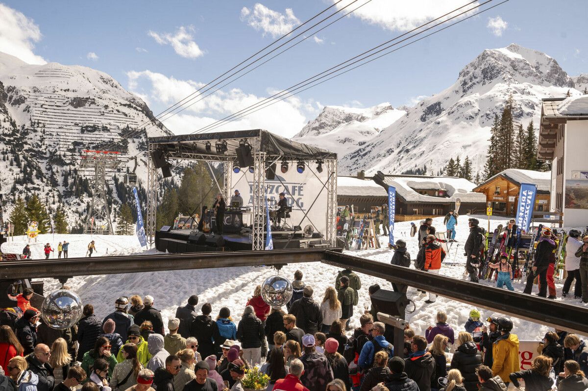 Das Festival findet vom 30. März bis 13. April statt. ⇒Tanzcafé Arlberg Musicfestival