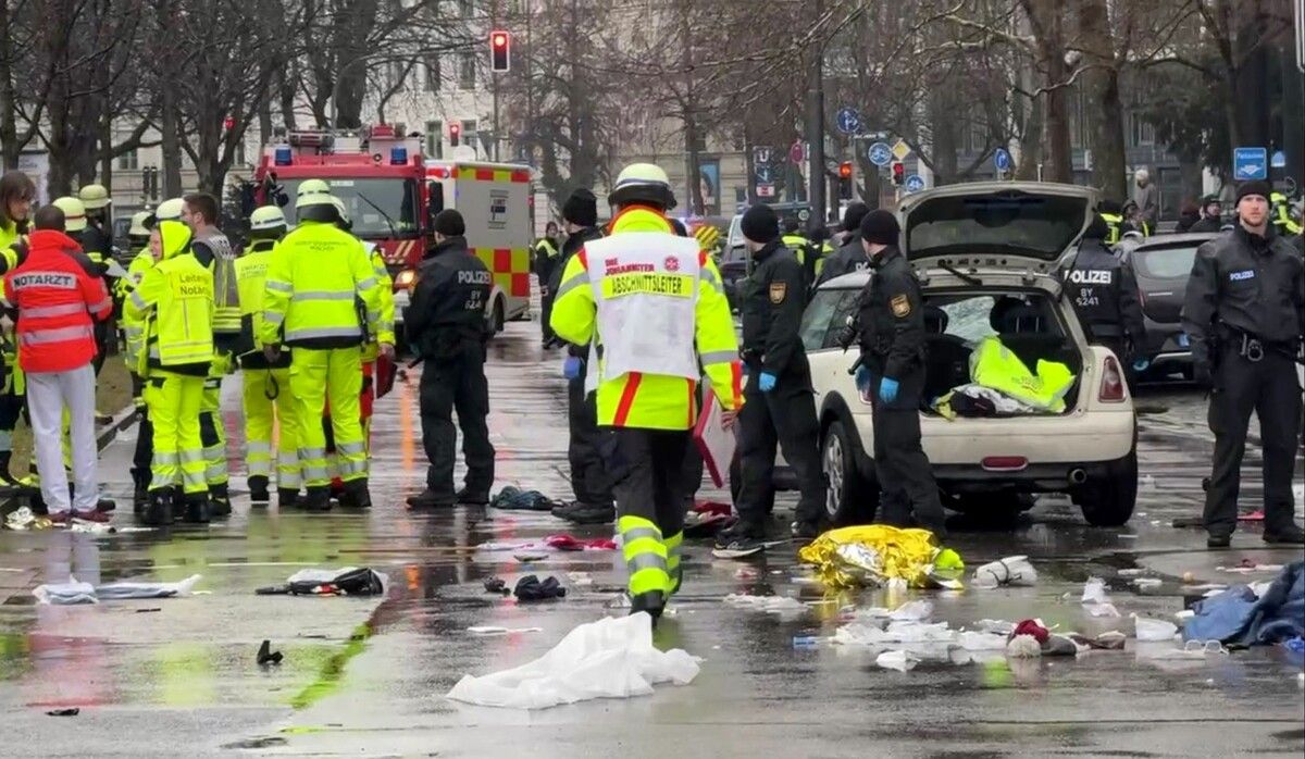 Der 24-jährige Afghane soll sein Auto am Donnerstag gezielt in eine Demo in der Münchner Innenstadt gesteuert haben. ⇒APA/DPA