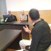 Geistig Beeinträchtigten im Bahnhofs-WC vergewaltigt