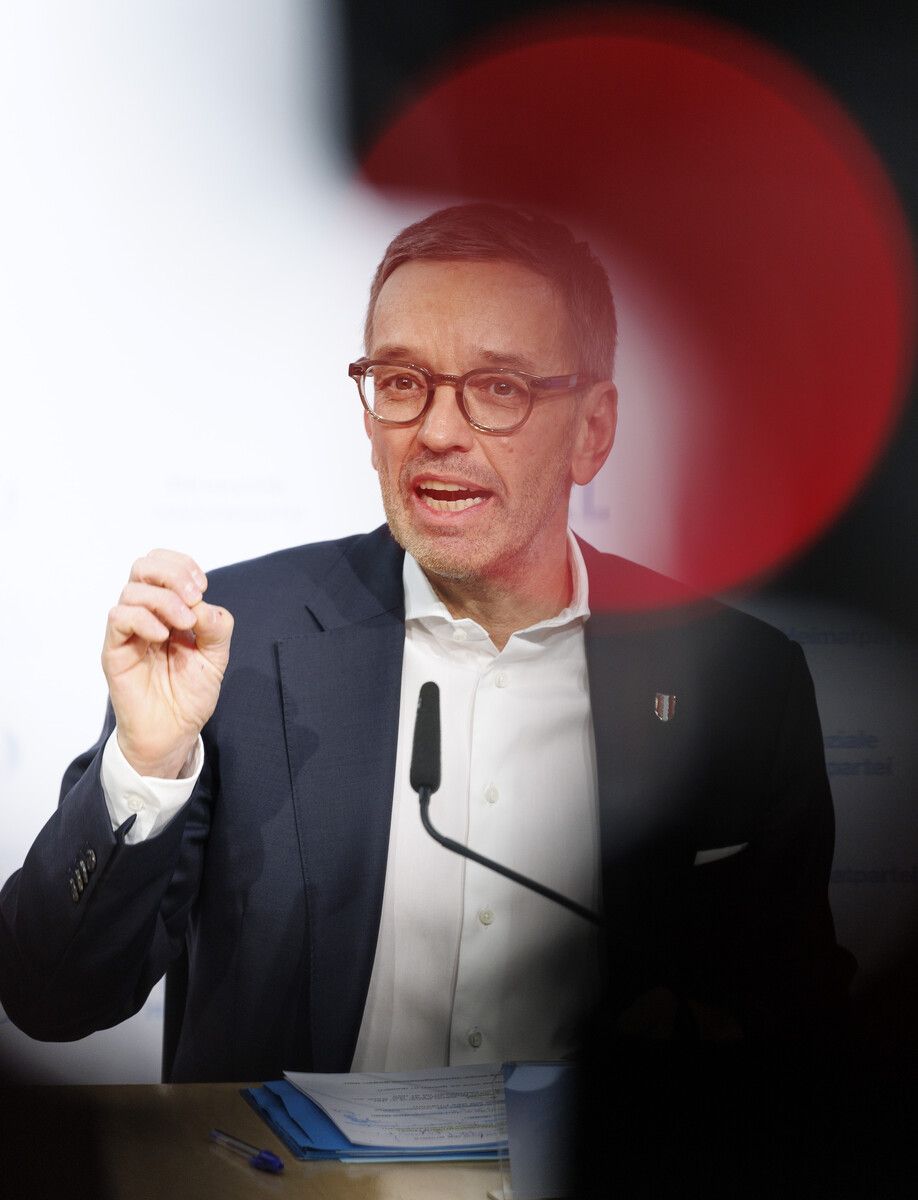 Der Antrag könne jederzeit scharf gemacht werden, sagt Herbert Kickl.⇒APA