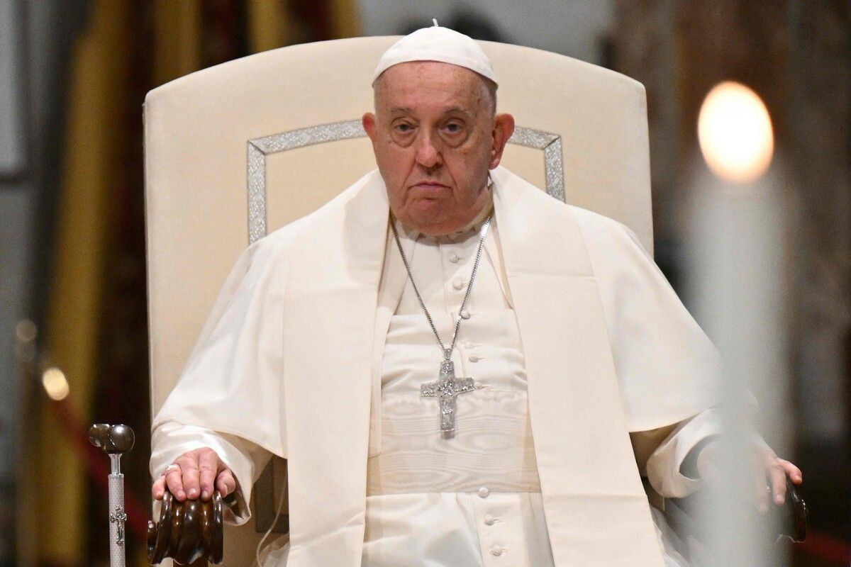 Der Gesundheitszustand von Papst Franziskus ist nach wie vor kritisch.⇒afp