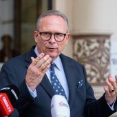 Politik in Kürze
