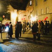 Blind Date in der Kirche