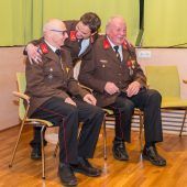 Kirchlicher Segen und Ehrungen bei der Feuerwehr