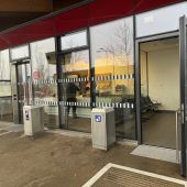 Ärger um Warteraum am Bahnhof