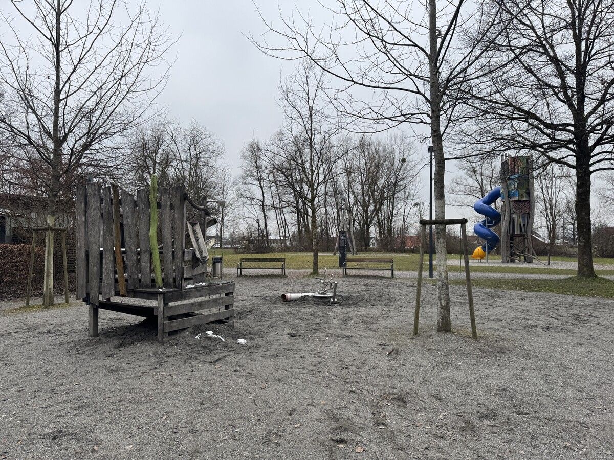 Die WC-Sperre im Hermann-Gmeiner-Park sorgt für Aufregung.