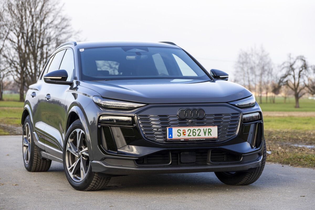 Elektro-Ego im feinen Anzug: Souverän-stressfreier 4-Ringe-Stromer. ⇒