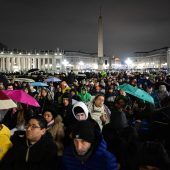 Papst verbrachte ruhige Nacht – Hoffnung auf Erholungsphase