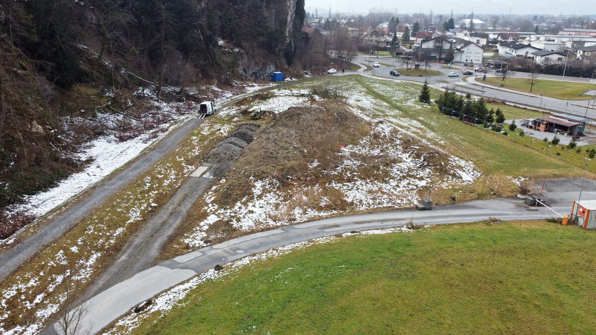 Hier, auf Götzner Gemeindegebiet, soll das ASZ gebaut werden. ⇒Stadt Hohenems