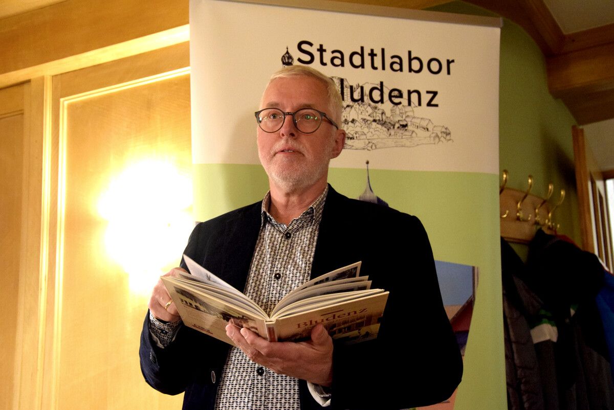 Historiker Otto Schwald referierte über die Anfänge der WIGE Bludenz.⇒ sco (3)
