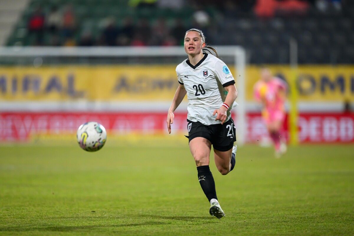 Lilli Purtscheller entschied mit ihrem Treffer das Länderspiel gegen Schottland zugunsten von Österreich und verhalf Neo-Teamchef Alexander Schriebl zum Traumdebüt.⇒apa