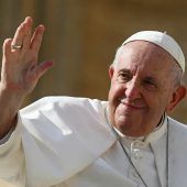 Papst Franziskus nicht mehr in  unmittelbarer Lebensgefahr