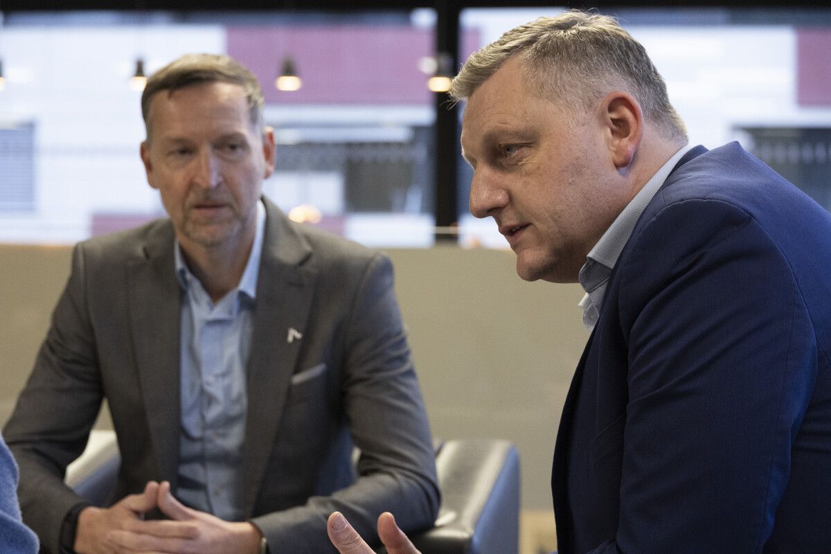 Pro-GE-Vorarlberg-Chef Wolfgang Fritz (l.) und Pro GE-Vorsitzender Reinhold Binder: „Wer glaubt, wir werden ein Billigstlohnland werden, irrt.“ ⇒VN/Paulitsch
