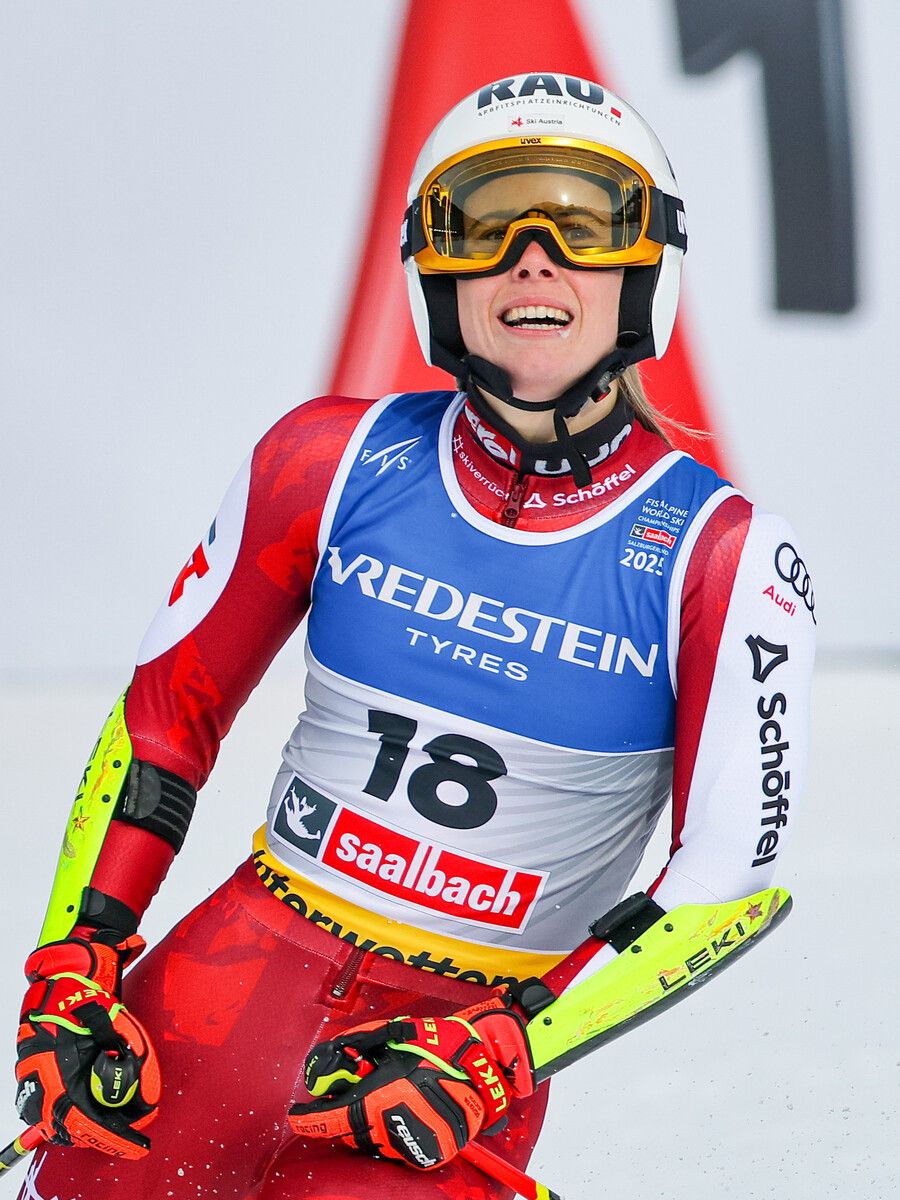 SAALBACH,AUSTRIA,13.FEB.25 - ALPINE SKIING - FIS Alpine World Ski Championships Saalbach 2025, giant slalom, ladies. Image shows the disappointment of Katharina Liensberger (AUT). Photo: GEPA pictures/ Thomas Bachun