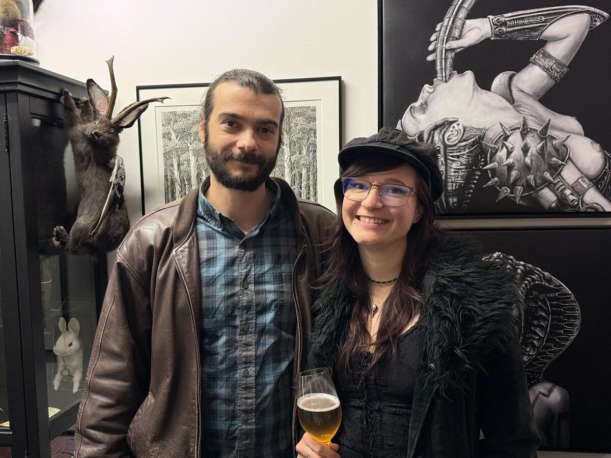 Unter den ausstellenden Künstlern: Michael Salvadori mit Johanna Lutzmayer.