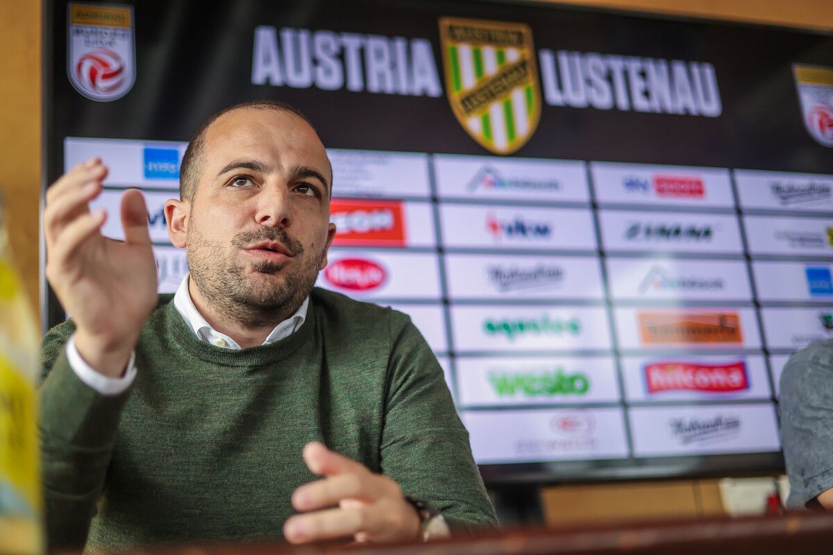 Widmet sich mehr dem Scouting: Austrias Sportdirektor Mirco Papaleo.⇒steurer