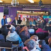 Junge Stimmen forderten Antworten