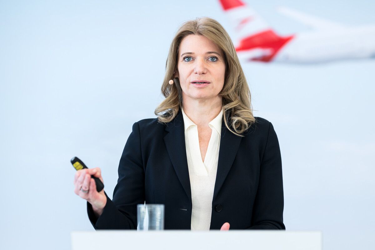 AUA-Chefin Annette Mann: „Kosten rennen davon.“⇒APA/Slovencik