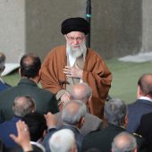 Khamenei droht Trump mit Gegenschlag