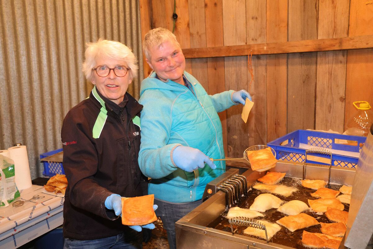 Bernadette Heim und Elisabeth Bitsche.