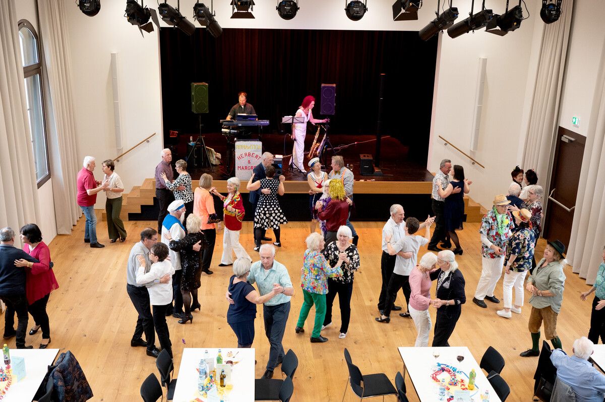 Beste Stimmung herrschte beim ersten Lauteracher Seniorentanz des Jahres. ⇒Gemeinde