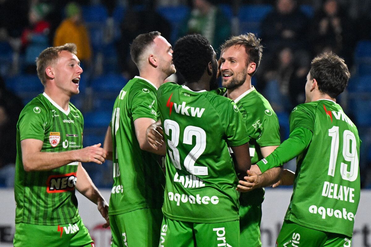BREGENZ,AUSTRIA,07.MAR.25 - SOCCER - ADMIRAL 2. Liga, SC Austria Lustenau vs SV Horn. Image shows the rejoicing of Fabian Gmeiner, Leo Mikic, Jack Lahne, Nico Gorzel and Sacha Delaye (A.Lustenau). Photo: GEPA pictures/ Oliver Lerch