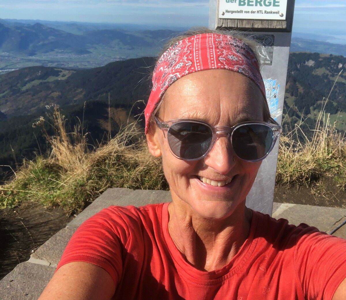 Claudia Hinteregger-Thoma am Hohen Freschen: Wandern zählt zu ihren bevorzugten Hobbys.