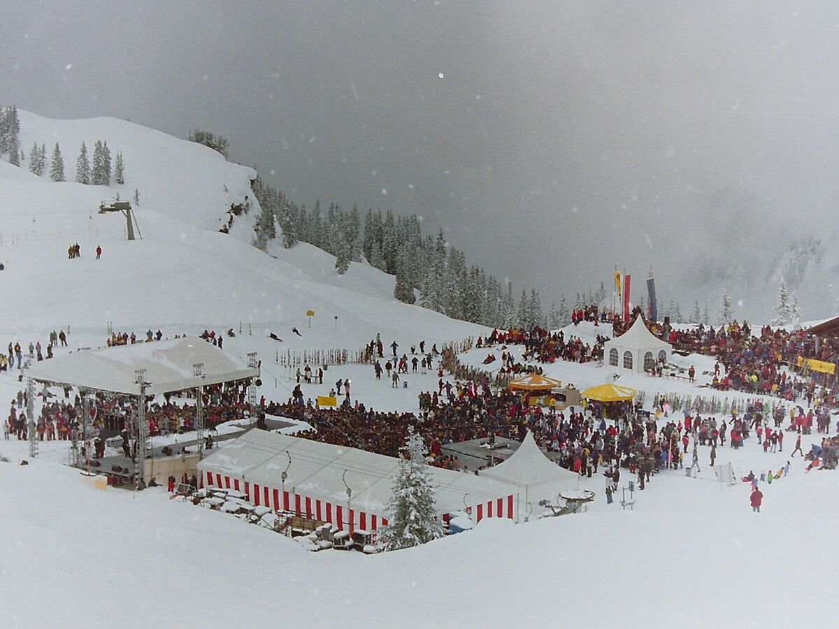 Das Skigebiet Sonnenkopf wurde vor 50 Jahren mit einem Fest eröffnet.⇒sonnenkopf