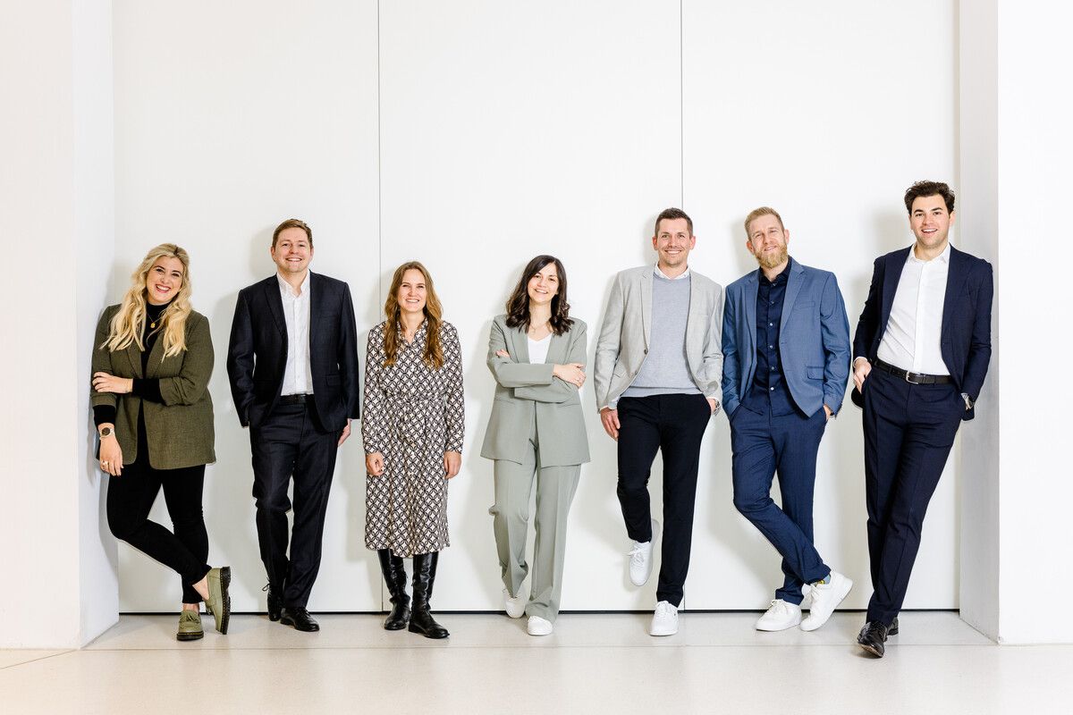 Das Vorstandsteam (v.l.) Linda Meixner, Jakob Hofer, Vera Klien, Constanze Reichetzer (Geschäftsführerin), Fabio Buzzi, Philipp Peer, Alexander Deuring. ⇒Fa/Bröll