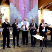 Franziskaner Chor sang in Lech