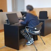 Bruder mit Ammoniak attackiert