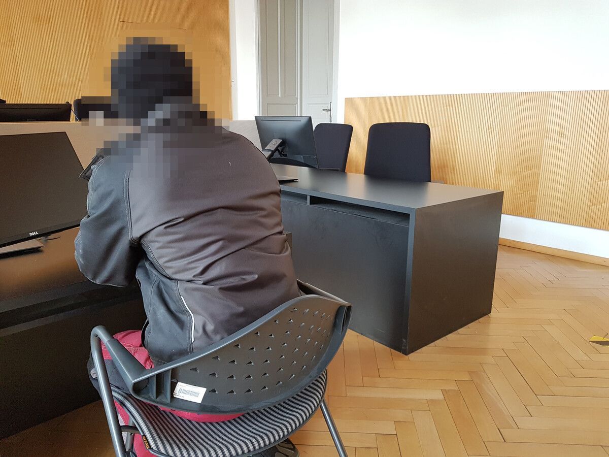 Der Angeklagte konnte das Gericht mit seinen unglaubwürdigen Aussagen nicht überzeugen. ⇒Eckert