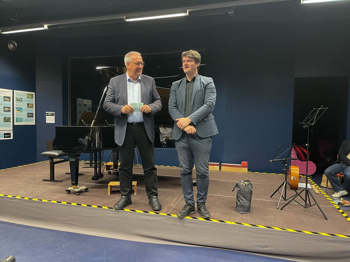 Die beiden Musikschuldirektoren Wolfram Rosenberger und Dietmar Nigsch. ⇒BVS (2)