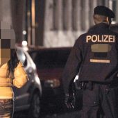 Polizei „pfuschte“ Sexarbeiterin ins Gewerbe