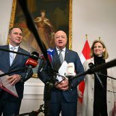 Erster Ministerrat, viele Beschlüsse