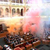 Politik in Kürze