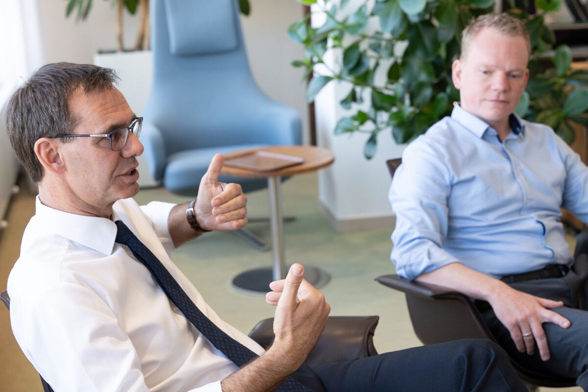 Die Regierung von Landeshauptmann Wallner und Statthalter Bitschi muss sparen. Ein erster Beschluss wird am Dienstag gefasst. ⇒VN/Serra