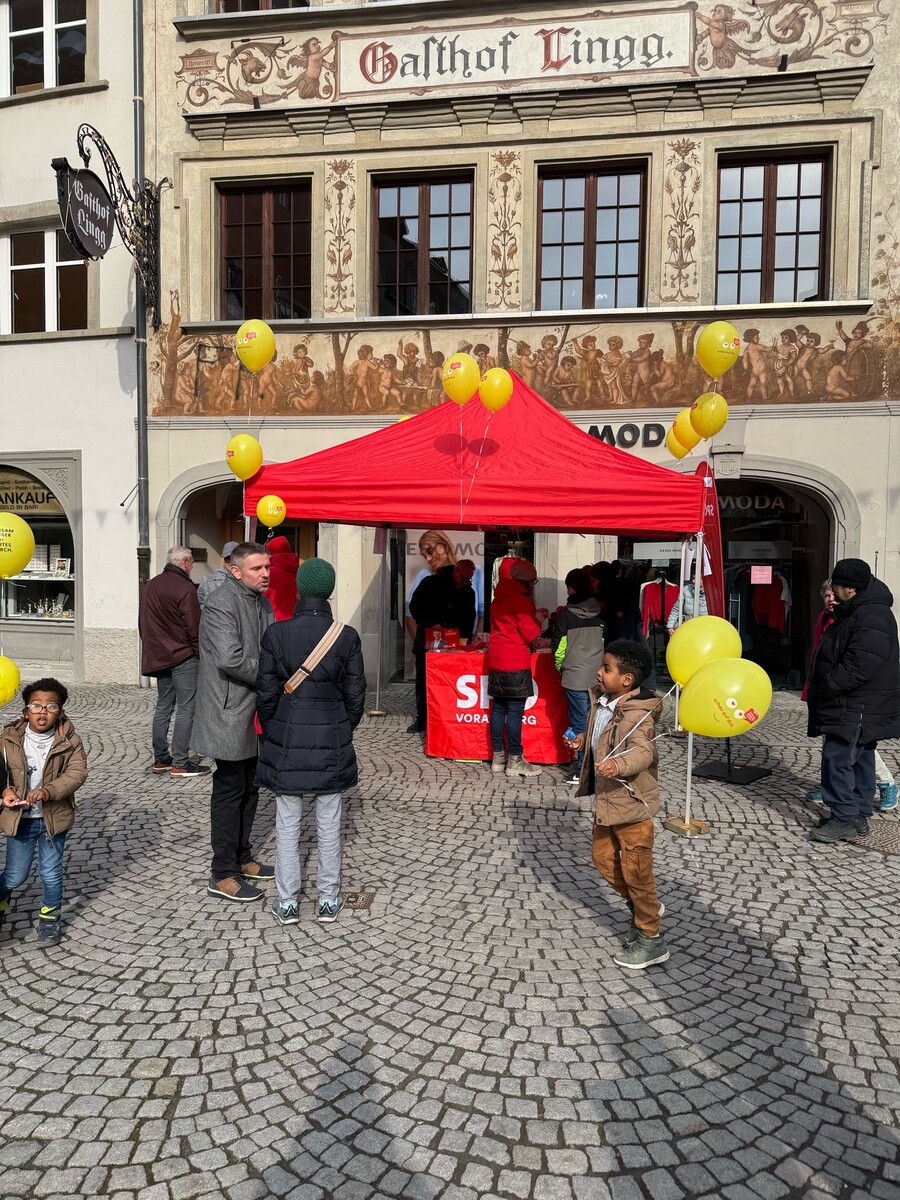 Die SPÖ Feldkirch zog mit Spitzenkandidat Stefan Spangenberg in den Wahlkampf. ⇒SPÖ Feldkirch
