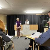 Gaunerkomödie feiert in Höchst Premiere