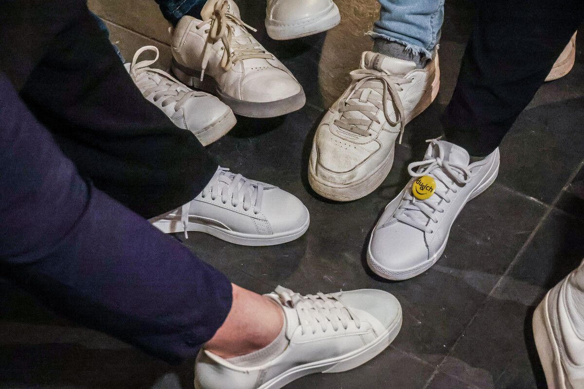 Die weißen Schuhe haben es im Bregenzer Wahlkampf zum Markenzeichen von Michael Ritsch geschafft.