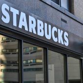 Mit heißem Tee verbrüht: Starbucks muss Millionen zahlen